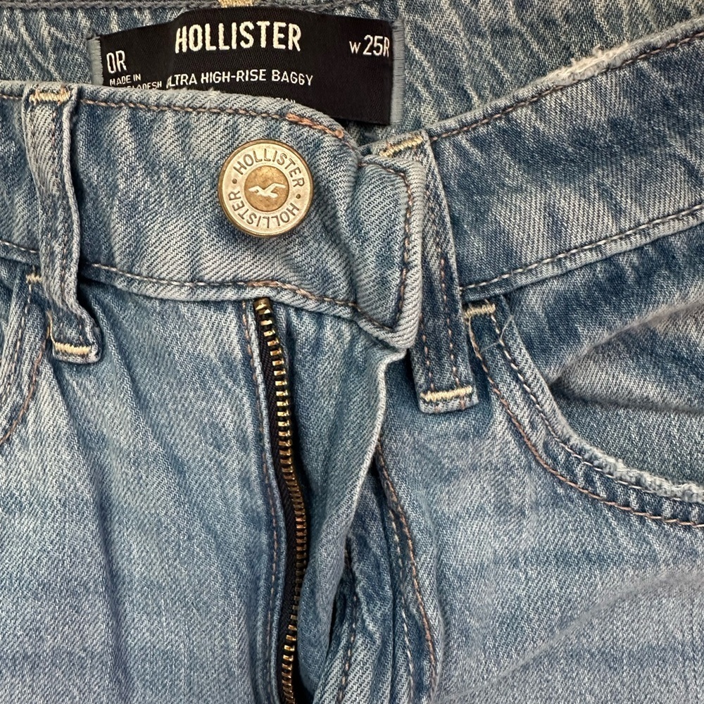Hollister Blue Wide Leg Flare Jeans - Picture 4 of 13